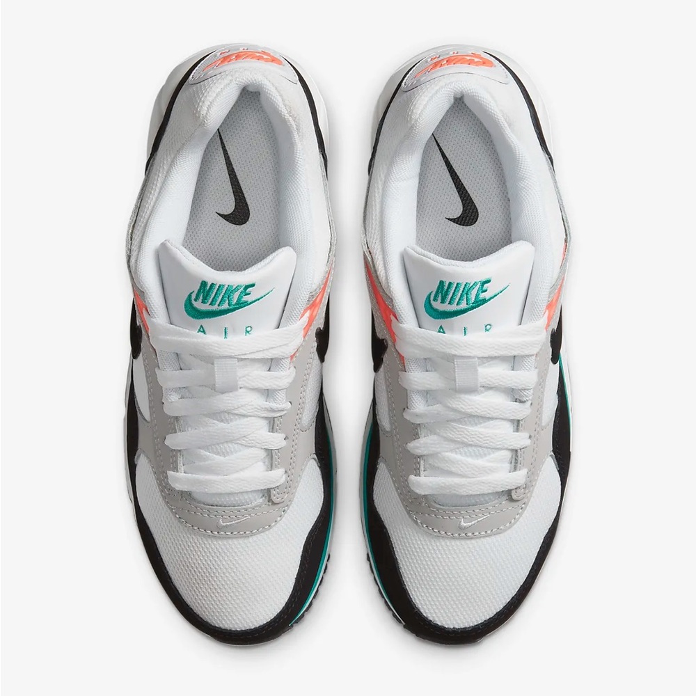 Size 6 - Nike Air Max Correlate White Black New Green $100